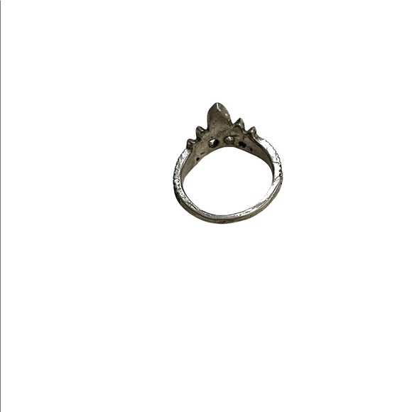 Small Tiara ring - Picture 2 of 6